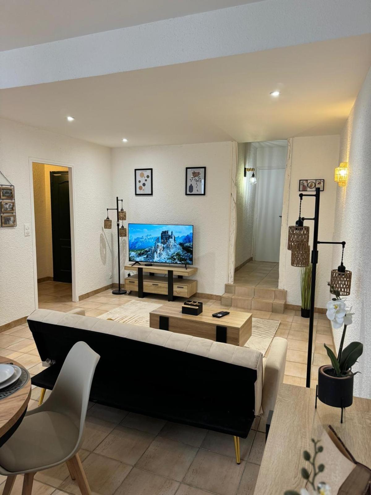 Charmant Appartement En Hypercentre De Castelnaudary Eksteriør bilde